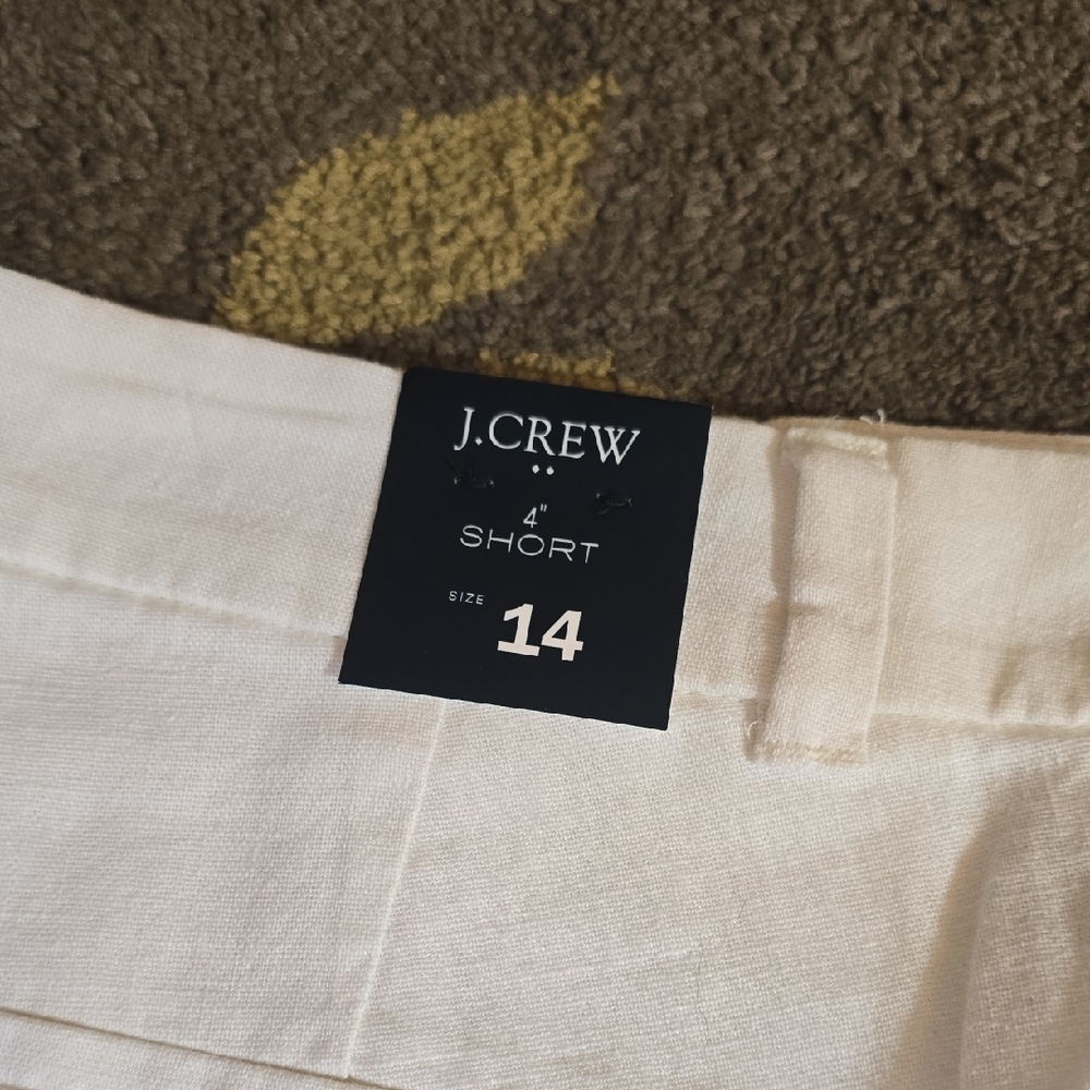 J. Crew High Waist White Scalloped Shorts NWT - Picture 3 of 3